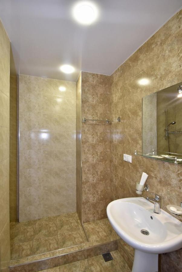 Rent Inn Yerevan On Koghbaci Street المظهر الخارجي الصورة